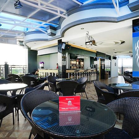 Cardinal Lucky Star Hotel Batam 외부 사진