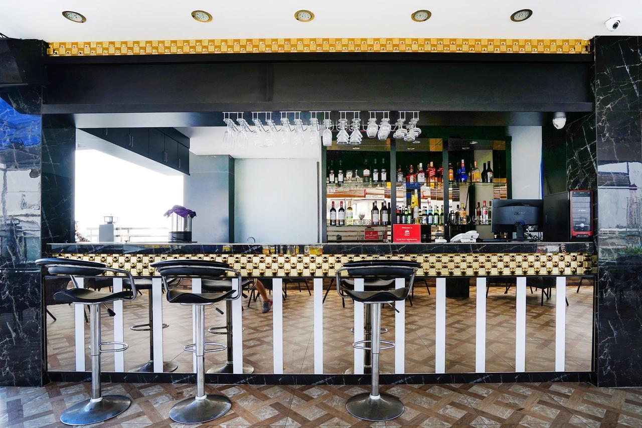 Cardinal Lucky Star Hotel Batam 외부 사진